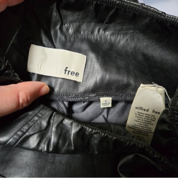 Wilfred Free Daria Black Pant High-waisted Vegan Leather leggings - Picture 5 of 6
